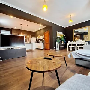 Apartamento Apartamento Amplio En El Centro De Cazorla - Ideal Para Familias Y Grupos, Cazorla